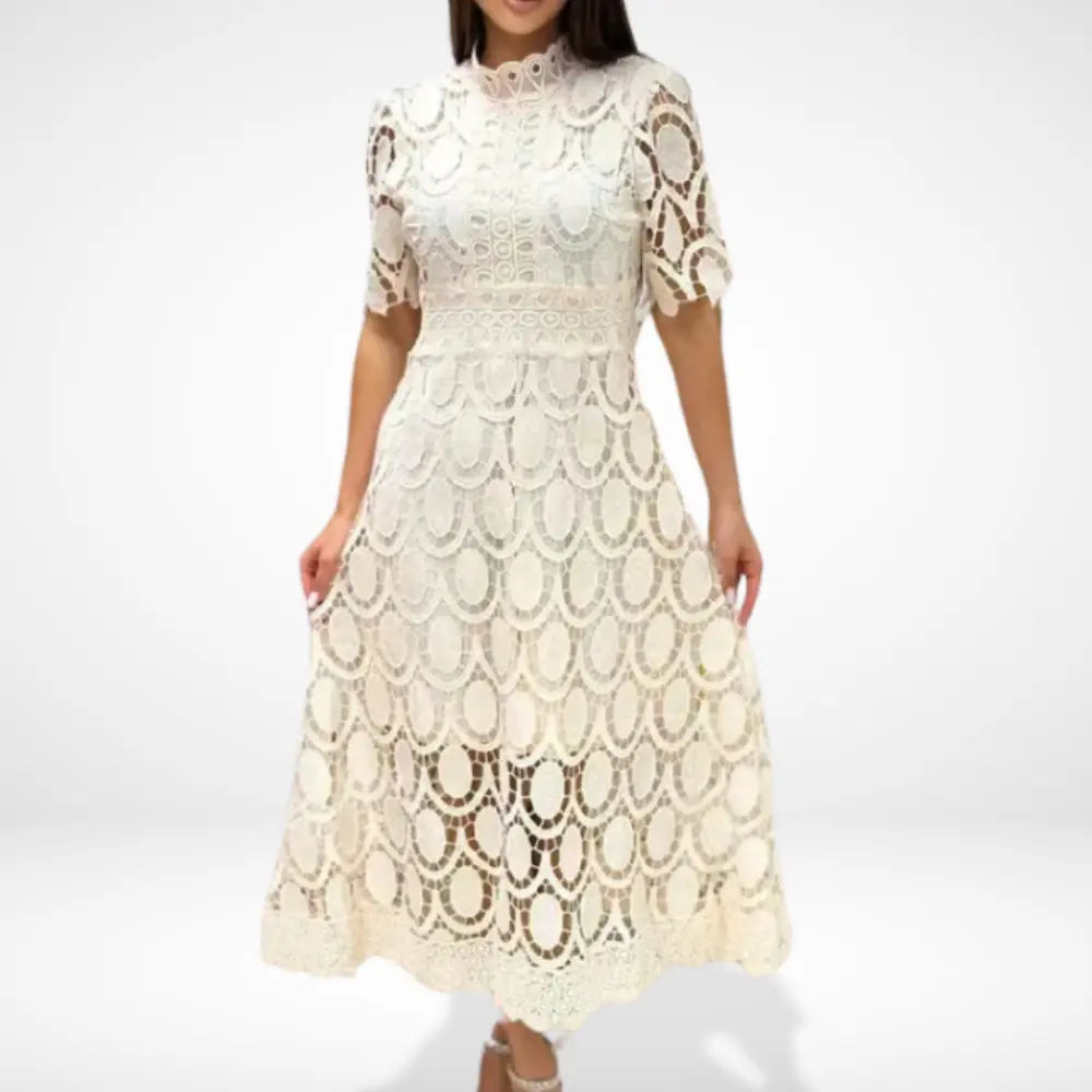 Via | Vestido largo con encaje elegante